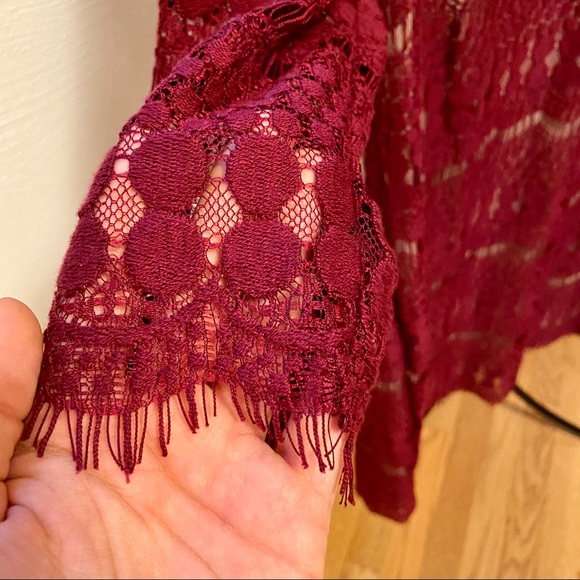 ✨CLEARANCE✨ Jessica Howard Lace Sheath Dress - Picture 4 of 5